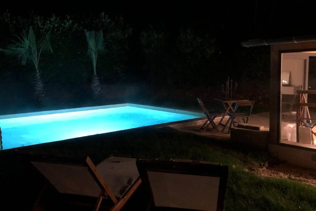 Cottage Normand Avec Sa Grande Piscine Chauffee Toute L Annee Sur Parc Arbore Et Clos En Plein Coeur De La Campagne Adapte Aux Kids Et Dog Friendly Saint-Antonin-de-Sommaire Dış mekan fotoğraf